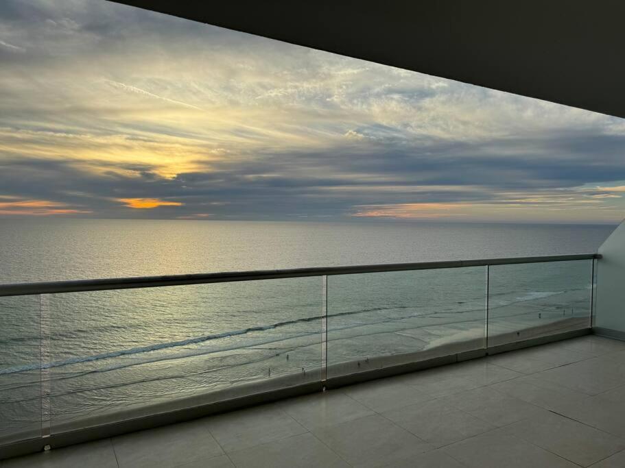 Ferienwohnung Departamento De Lujo Vista Al Mar Piso 15 Mazatlán Exterior foto