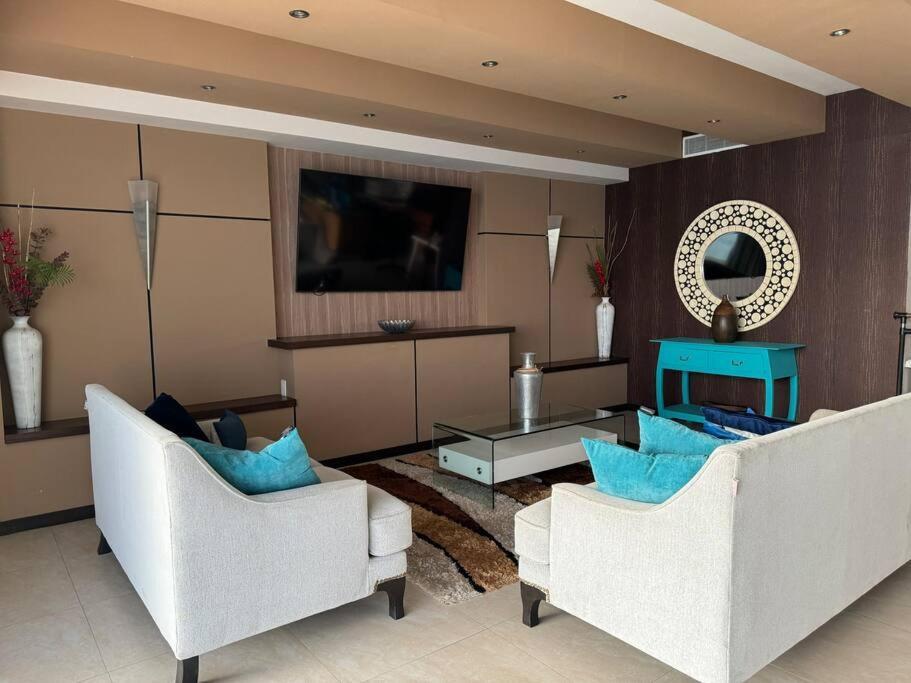 Ferienwohnung Departamento De Lujo Vista Al Mar Piso 15 Mazatlán Exterior foto